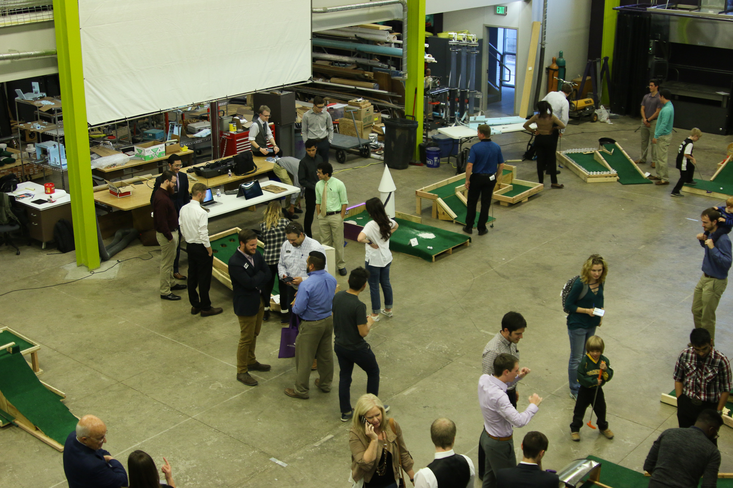 Engineering and Physics puts together golf course - The Optimist