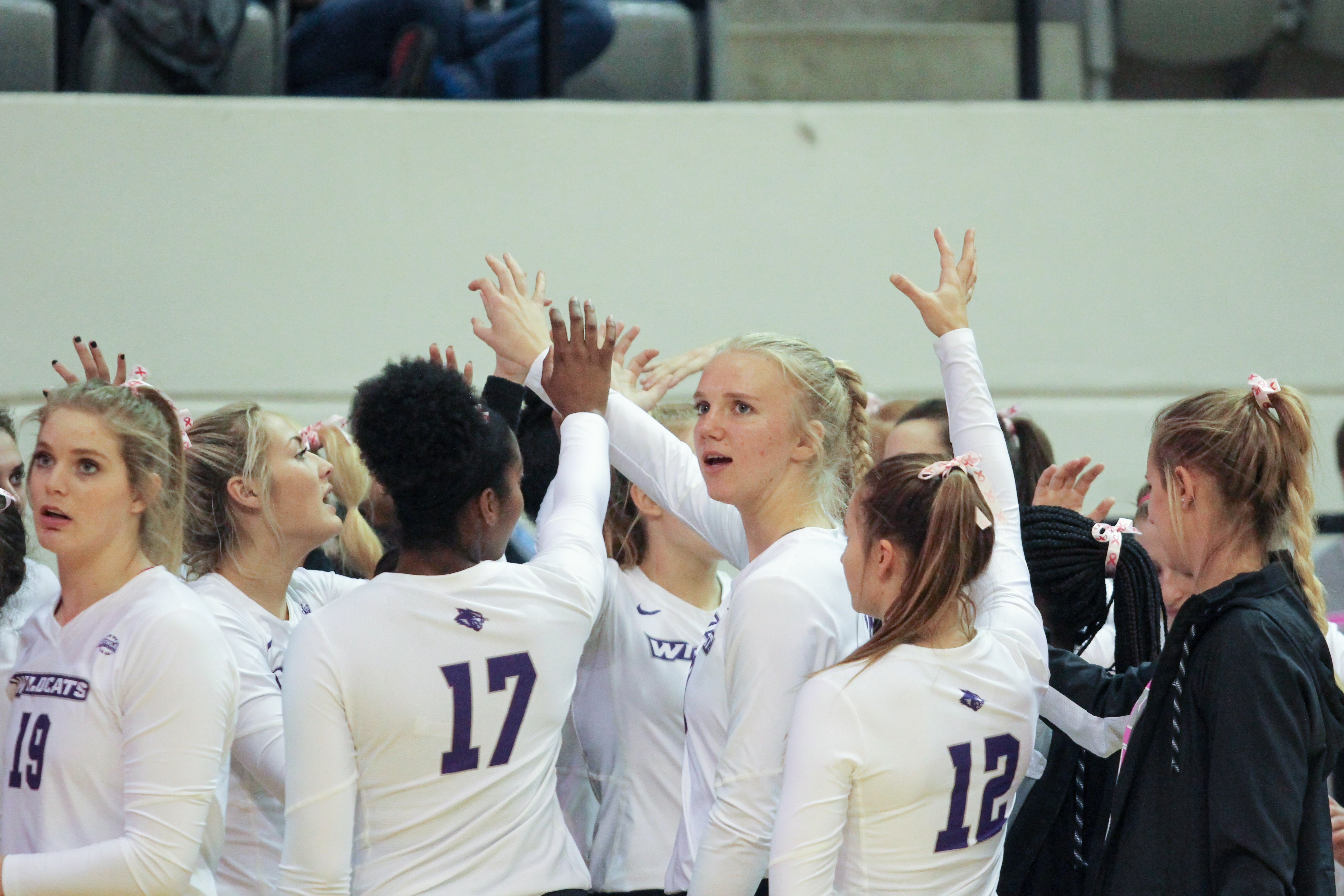 Volleyball defeats Corpus Christi in four sets Optimist