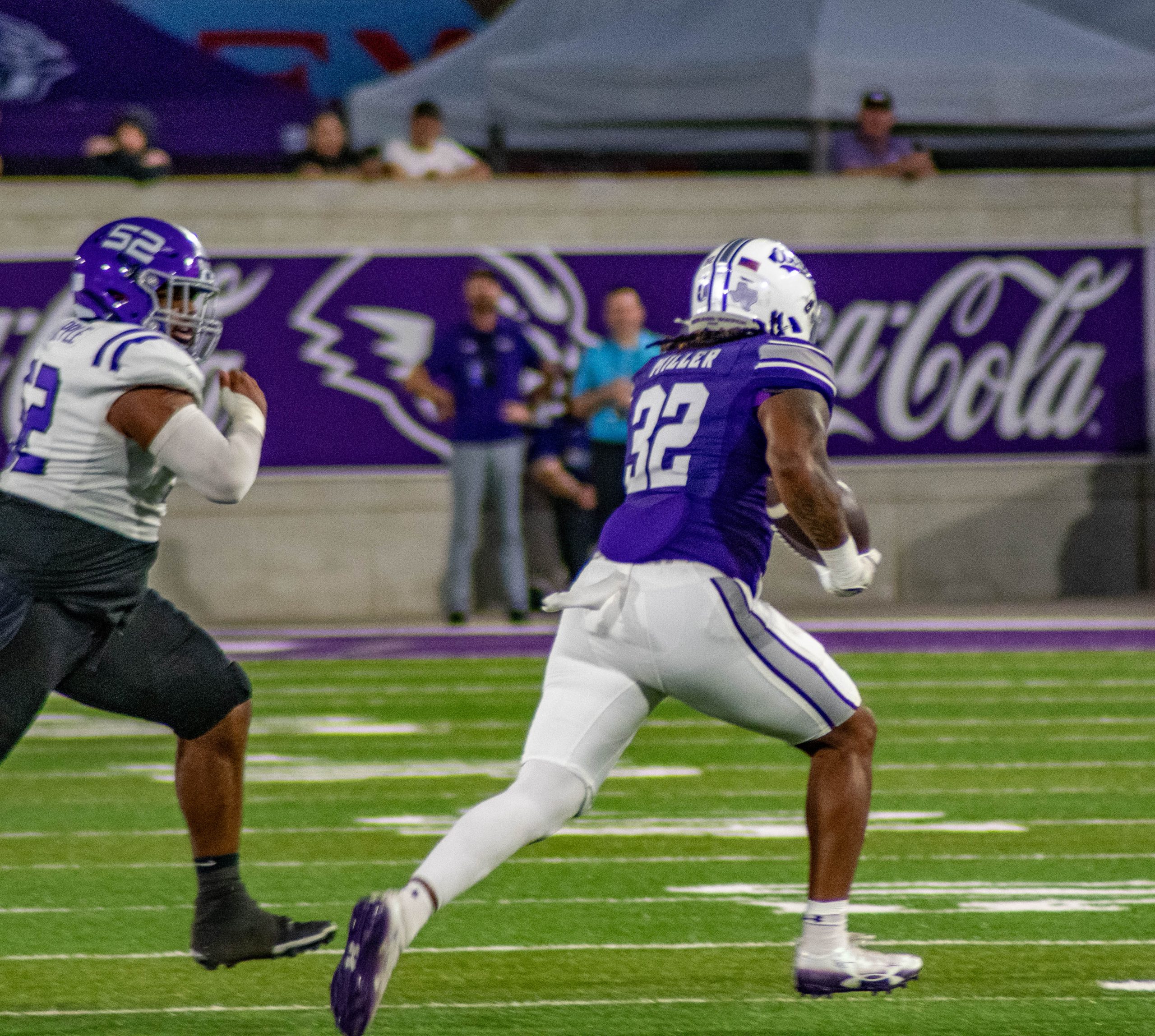 Gallery: Football holds off Central Arkansas for home win - The Optimist